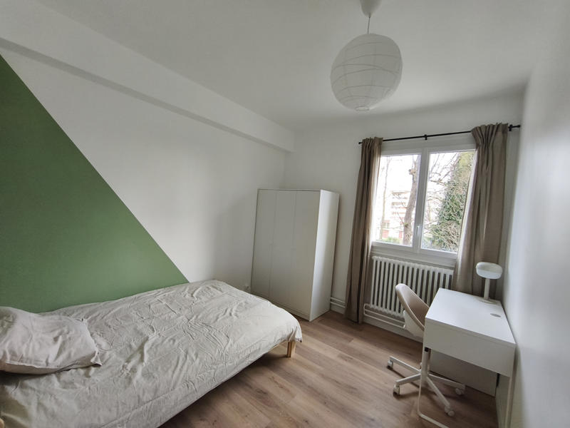 Appartement - 64 m² - 5 pièces