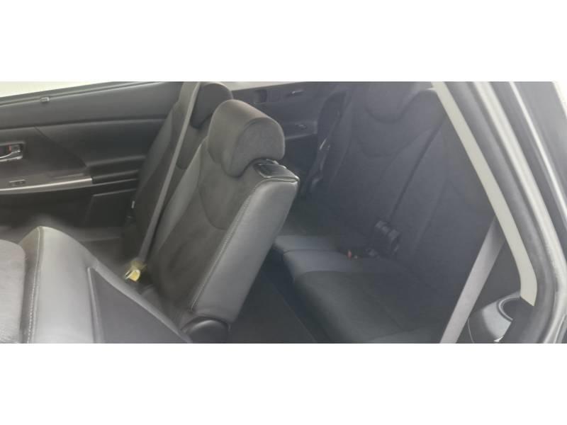 Toyota Prius + 136h SkyView