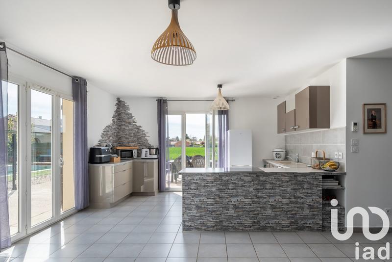 Maison - 96 m² - 5 pièces