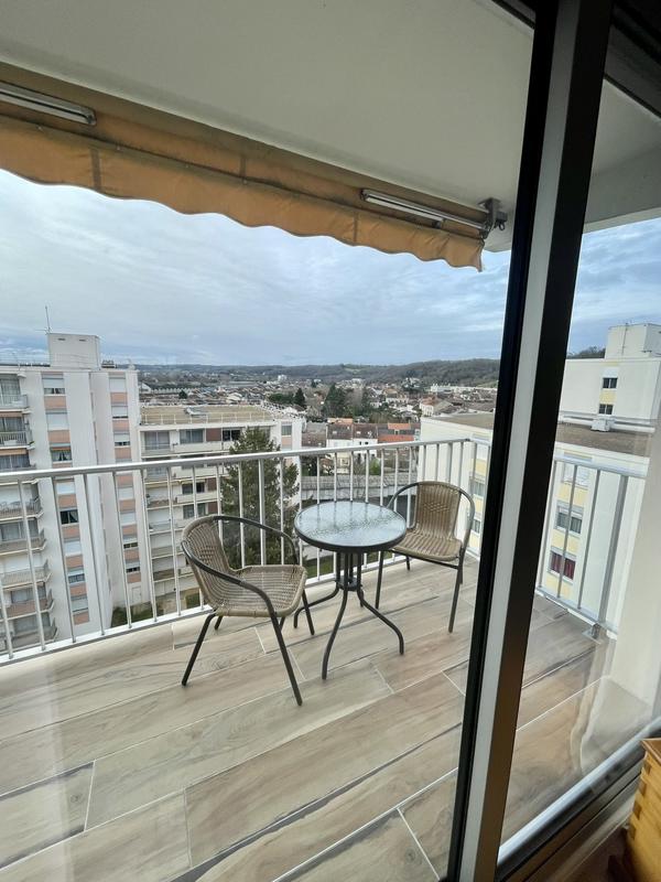 Appartement - 72 m² - 3 pièces