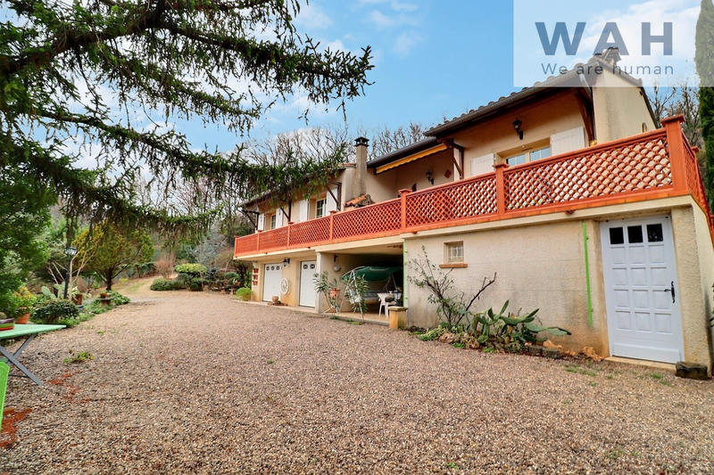 Maison - 135 m² - 6 pièces