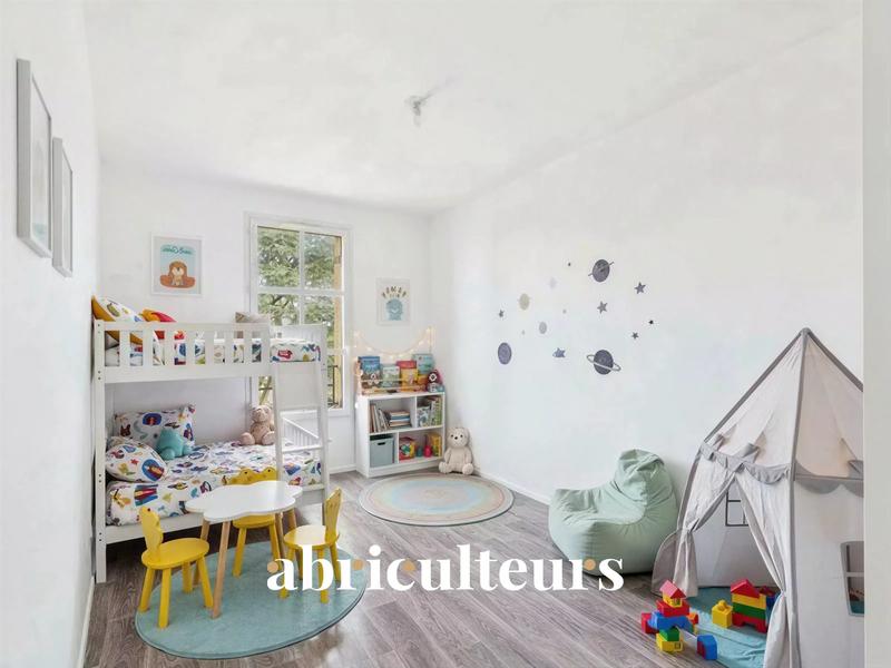 Appartement - 84 m² - 4 pièces