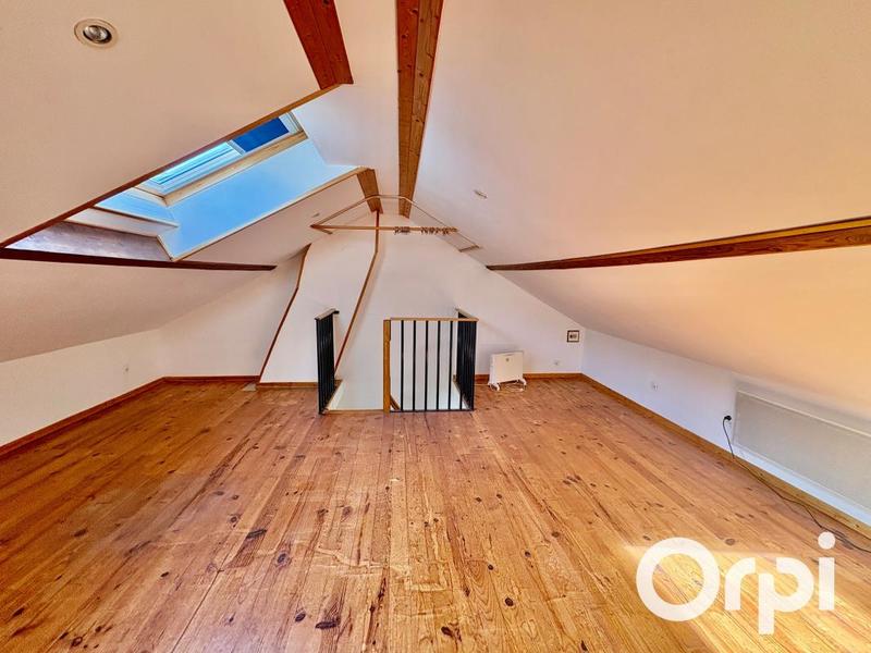 Maison - 110 m² - 4 pièces