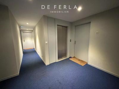 Studio - 37 m² - 1 pièce