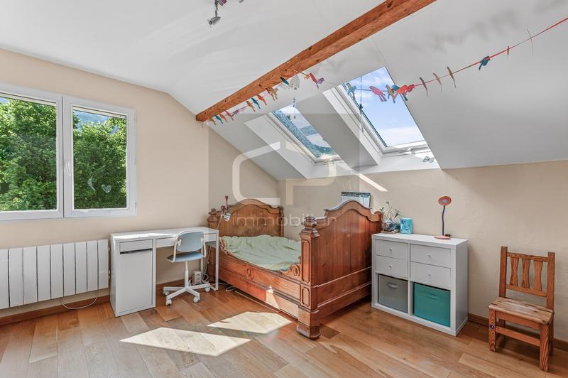 Maison - 142 m² - 6 pièces