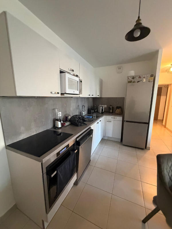 Appartement - 75 m² - 3 pièces