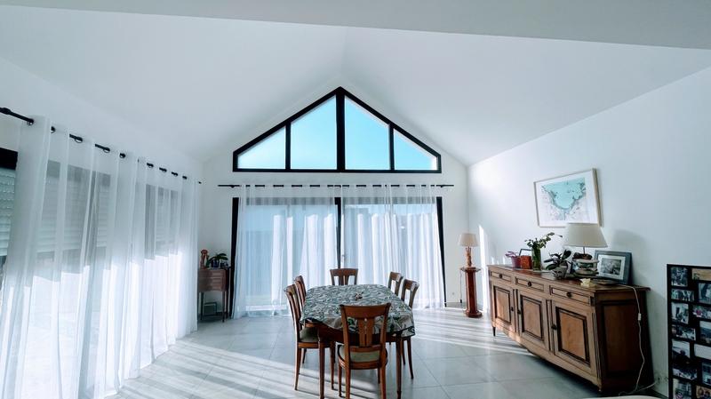 Maison - 168 m² - 7 pièces