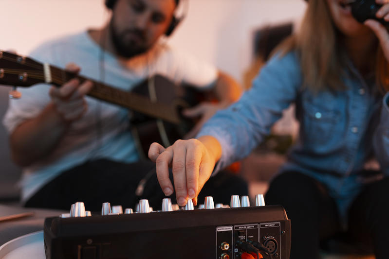 Culture au Barp et les Ateliers de l'Inter'Val : le Tremplin du Val de l'Eyre