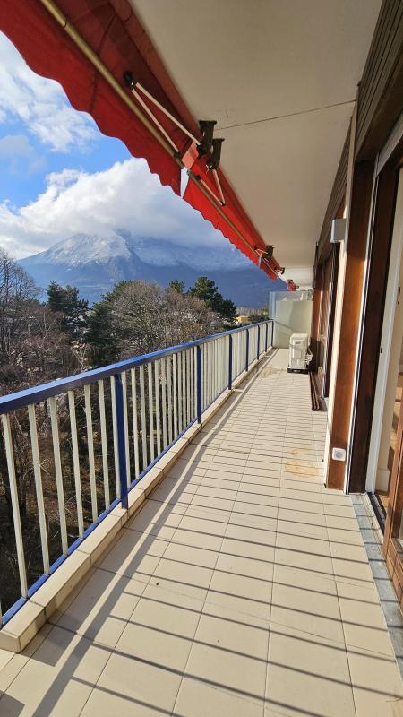 Appartement - 89 m² - 3 pièces