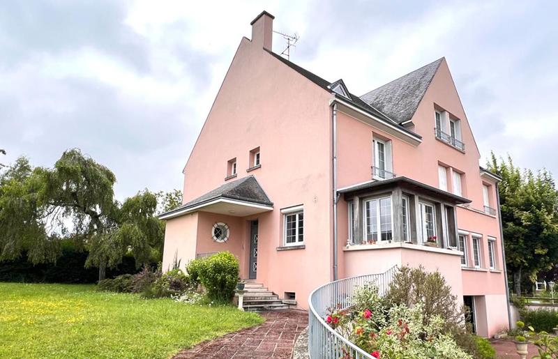 Immeuble - 340 m² - 11 pièces