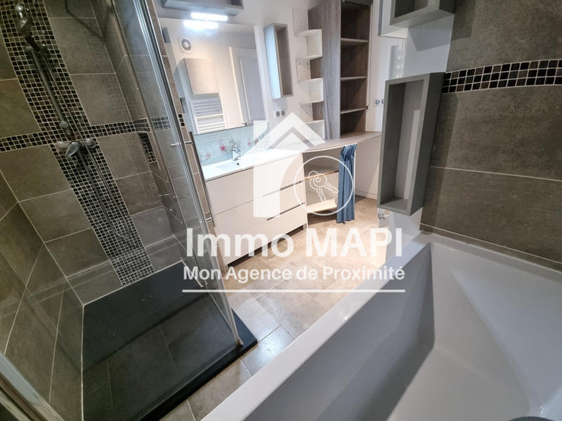 Appartement - 85 m² - 3 pièces