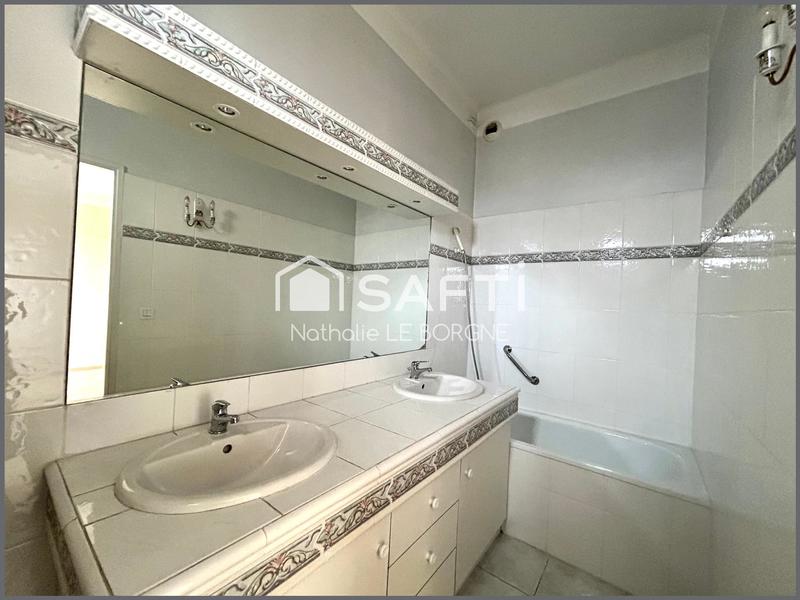 Appartement - 215 m² - 7 pièces