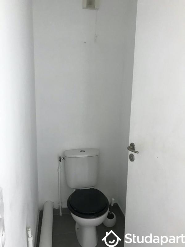 Chambre - 9 m² - 1 pièce