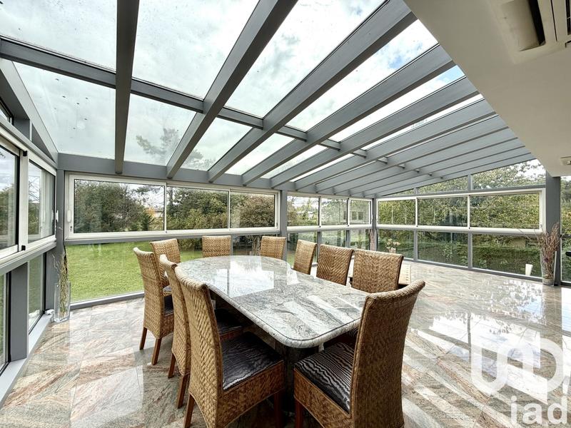Maison - 252 m² - 8 pièces