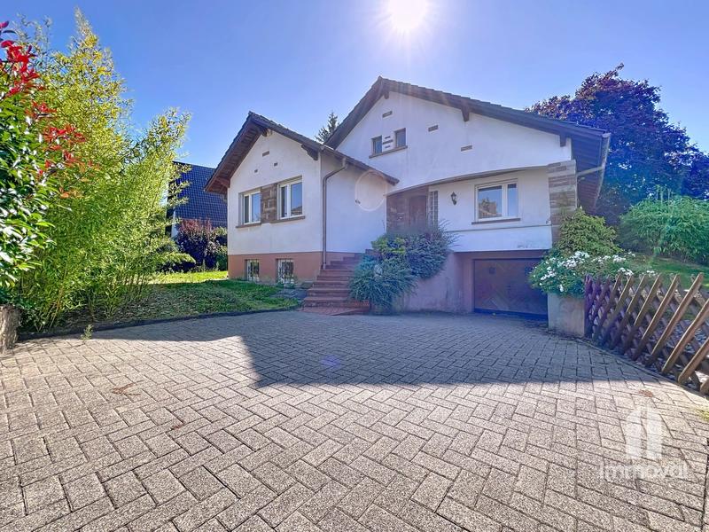 Maison - 180 m² - 5 pièces