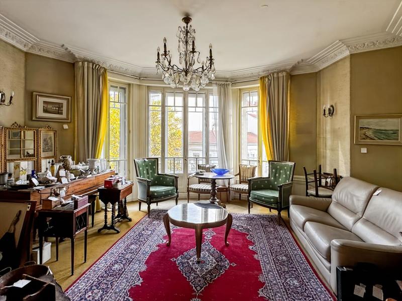 Appartement - 224 m² - 8 pièces