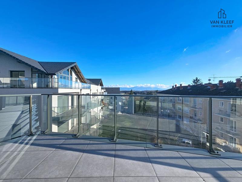 Appartement - 93 m² - 4 pièces