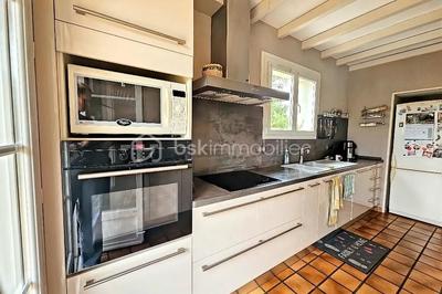 Maison - 140 m² - 7 pièces