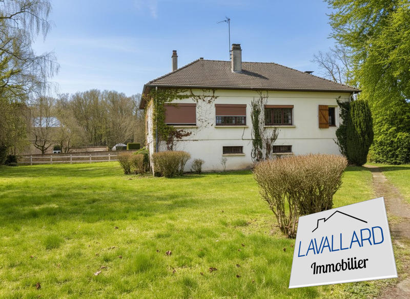 Maison - 159 m² - 8 pièces