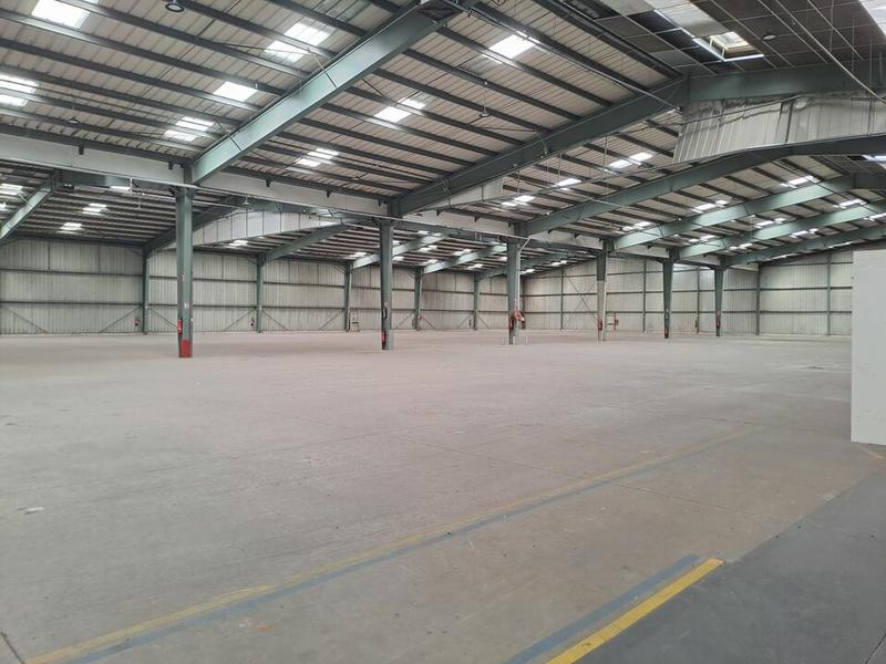 Entrepôt - 9 546 m²