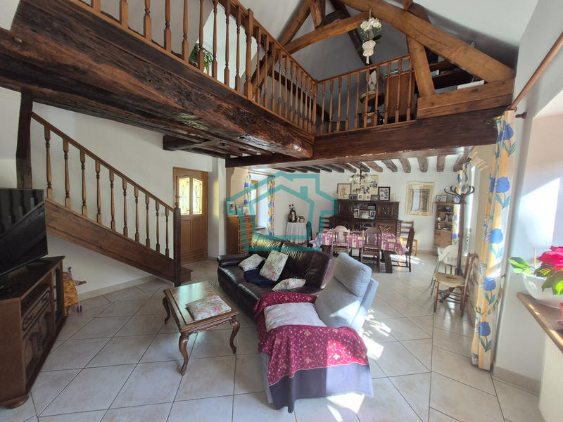 Maison - 160 m² - 7 pièces