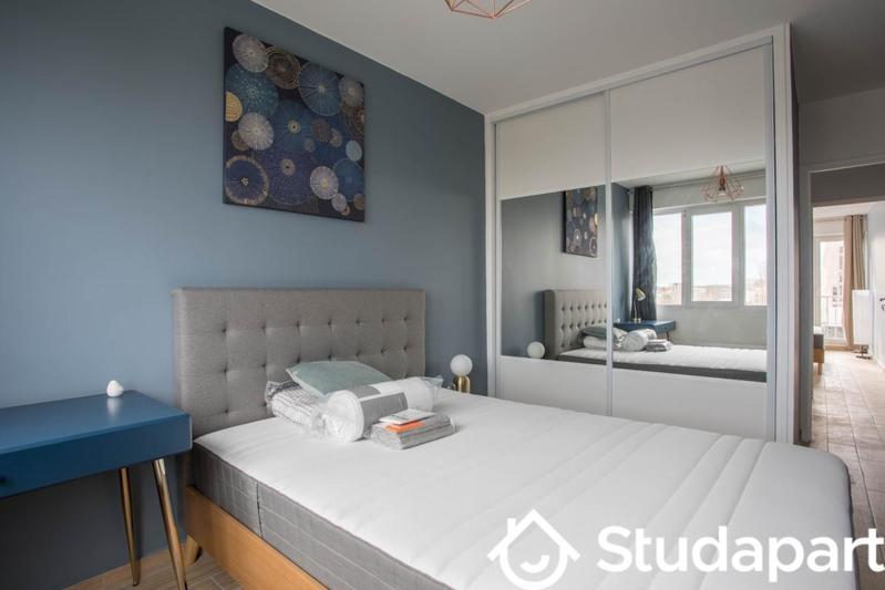 Chambre - 13 m² - 1 pièce