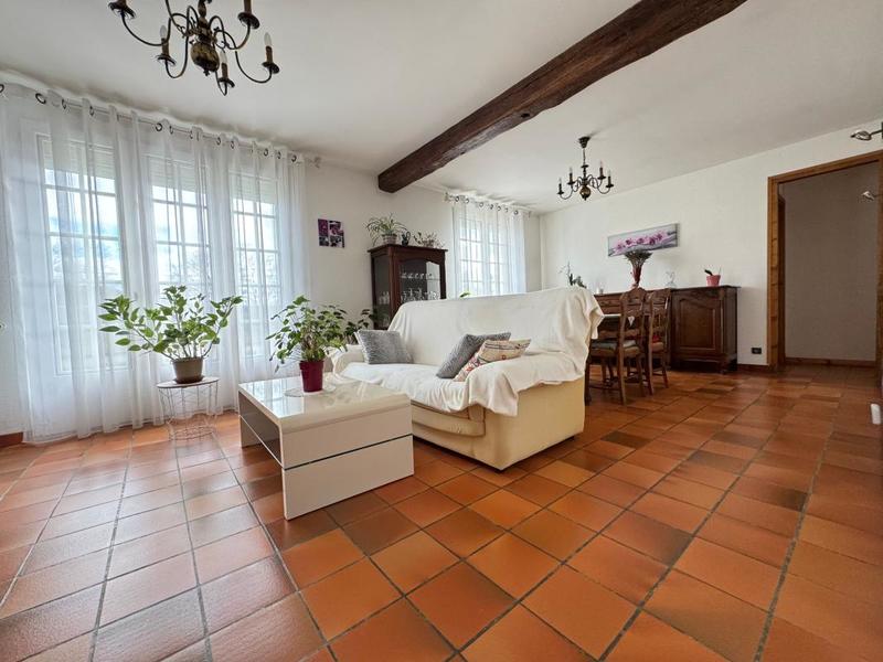 Maison - 97 m² - 4 pièces