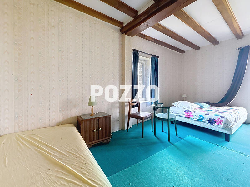 Maison - 175 m² - 9 pièces