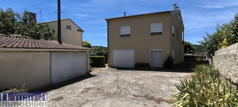 Maison - 184 m² - 6 pièces