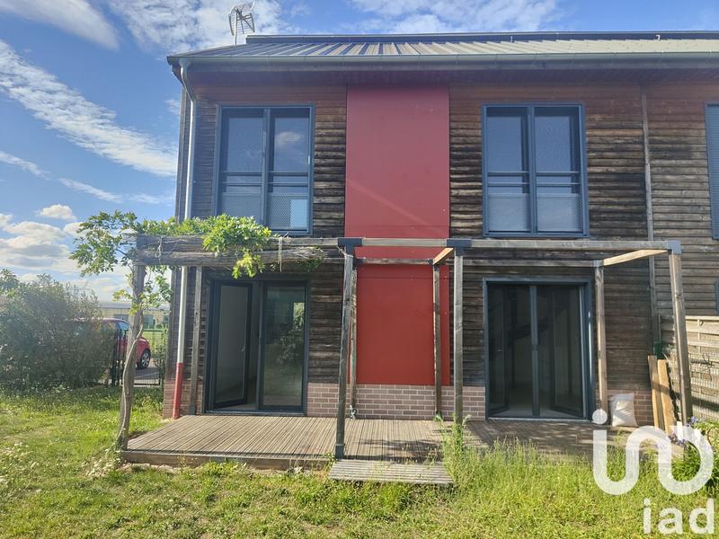 Maison - 94 m² - 5 pièces