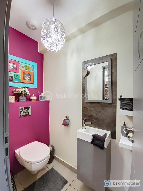 Maison traditionnelle - 145 m² - 5 pièces