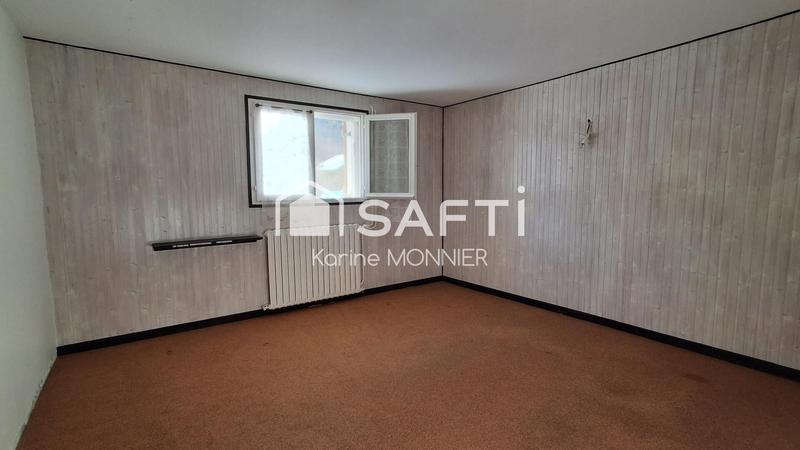 Maison - 185 m² - 9 pièces