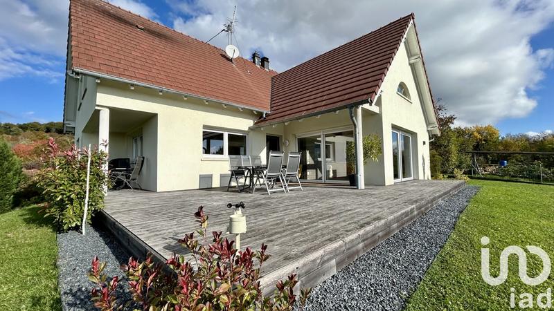 Maison - 217 m² - 6 pièces