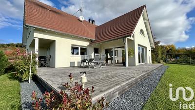 Maison - 217 m² - 6 pièces