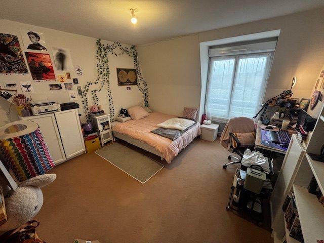 Appartement - 77 m² - 3 pièces