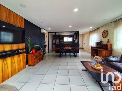 Maison - 102 m² - 5 pièces