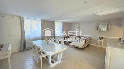 Maison - 121 m² - 5 pièces