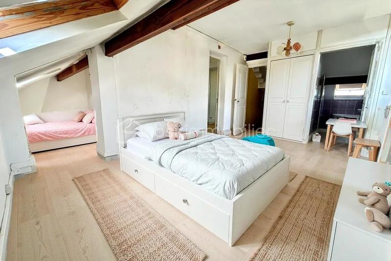 Maison - 170 m² - 7 pièces