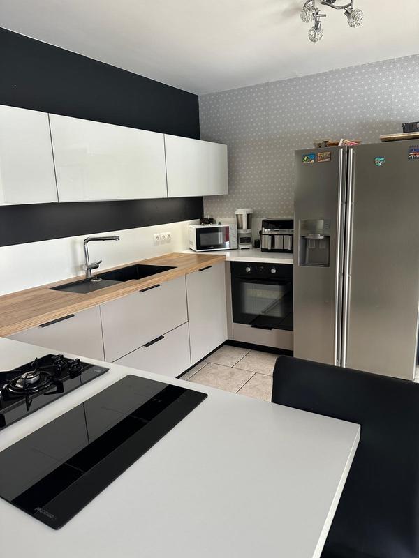 Maison - 177 m² - 6 pièces