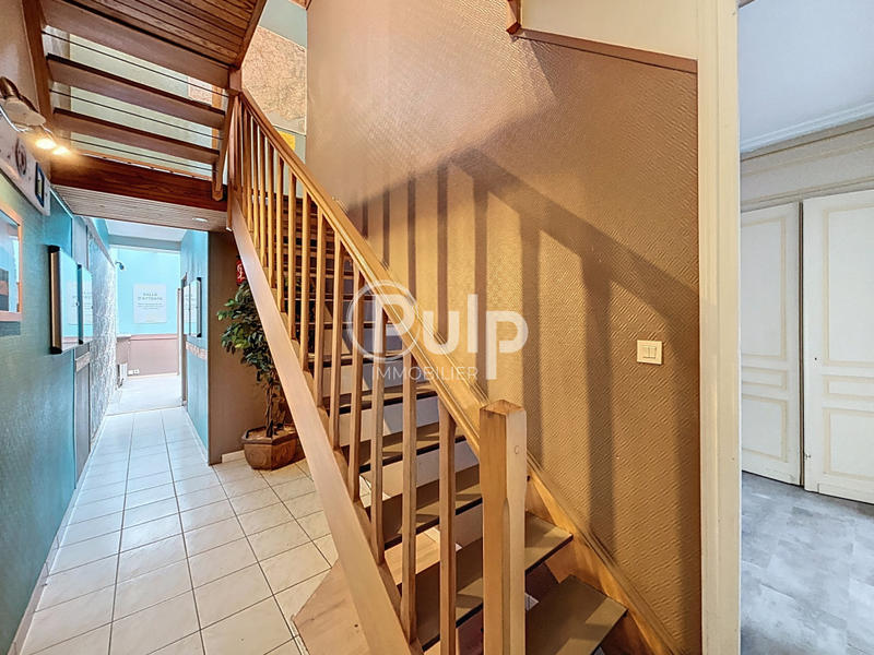 Maison de ville - 140 m² - 5 pièces