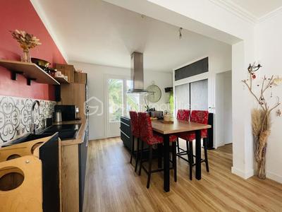 Maison - 130 m² - 6 pièces