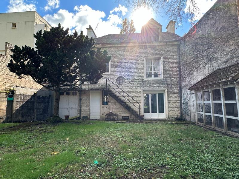 Maison - 120 m² - 4 pièces