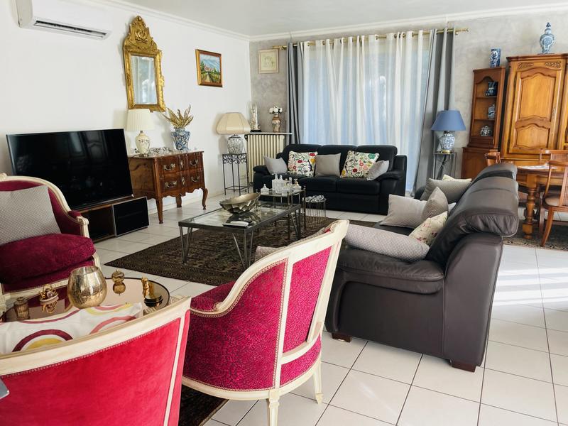 Maison - 196 m² - 5 pièces