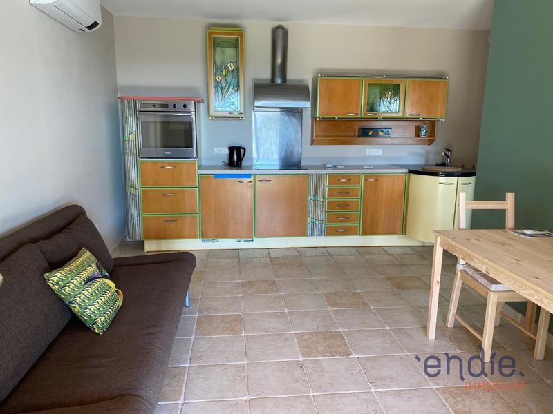 Maison - 210 m² - 5 pièces