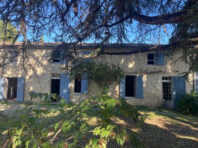 Maison ancienne - 270 m² - 7 pièces
