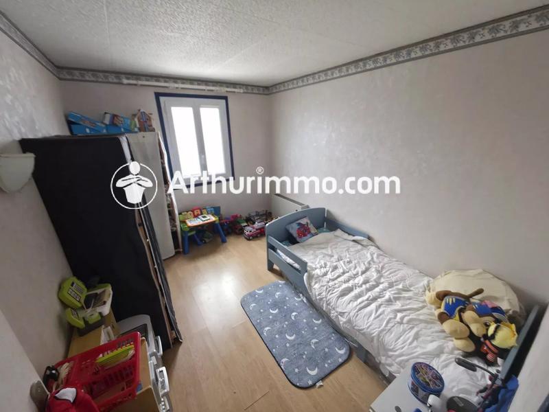 Appartement - 82 m² - 4 pièces