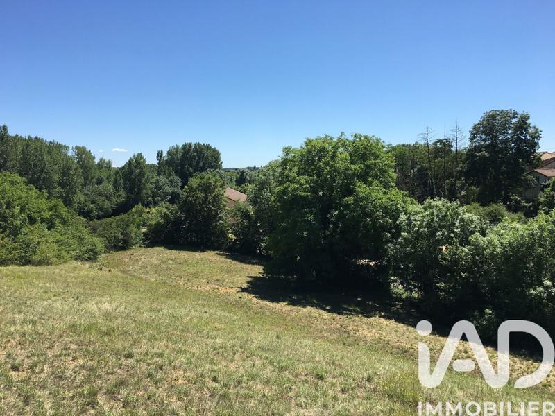 Terrain - 16 285 m²