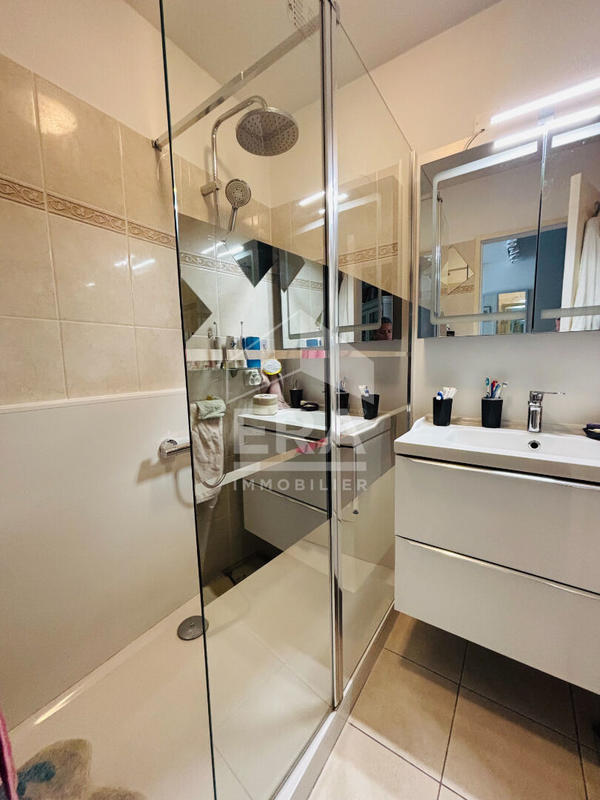 Appartement - 53 m² - 2 pièces