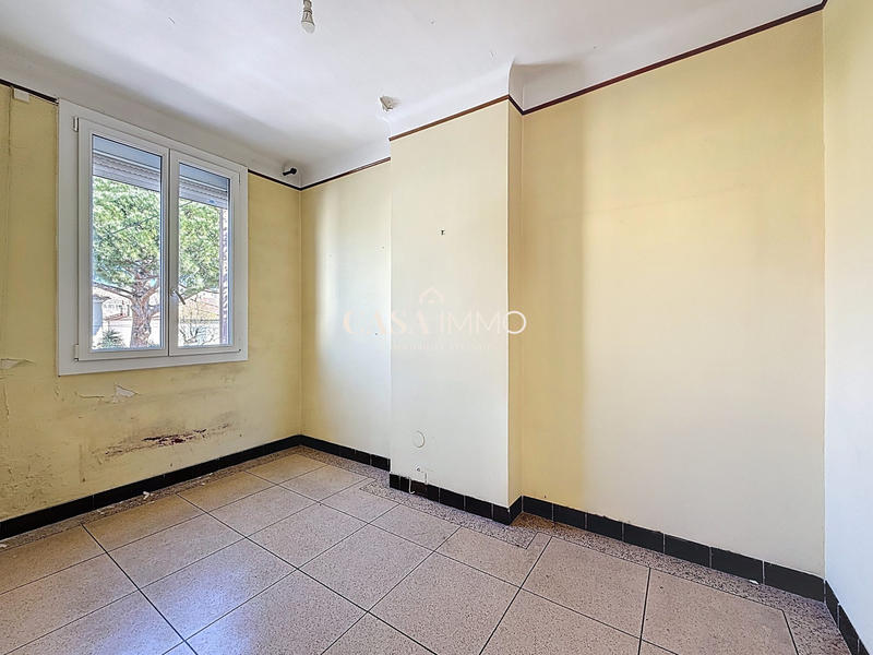 Maison - 185 m² - 8 pièces