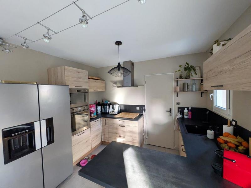 Maison - 80 m² - 4 pièces